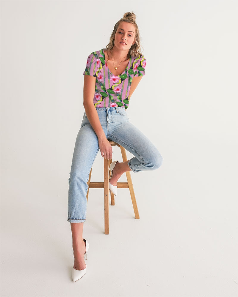 It's a jungle out there so why not "blend in"? This print has a great way of utilizing blues, greens, pinks, yellow, and even orange. Just like a jungle, vibrant, and full of life. Available with blue, green, and pink backdrops.