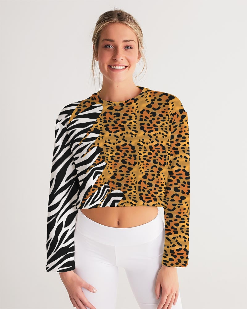 Stay warm and cute in our ultra-soft Cropped Sweatshirt. Features a modern cropped silhouette and dropped shoulders for maximum comfort and fit.